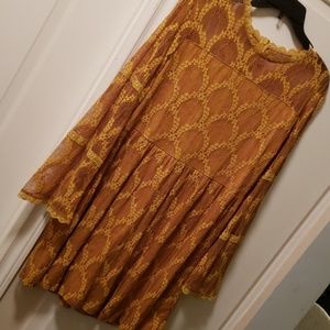 70's long sleeve gold dress.